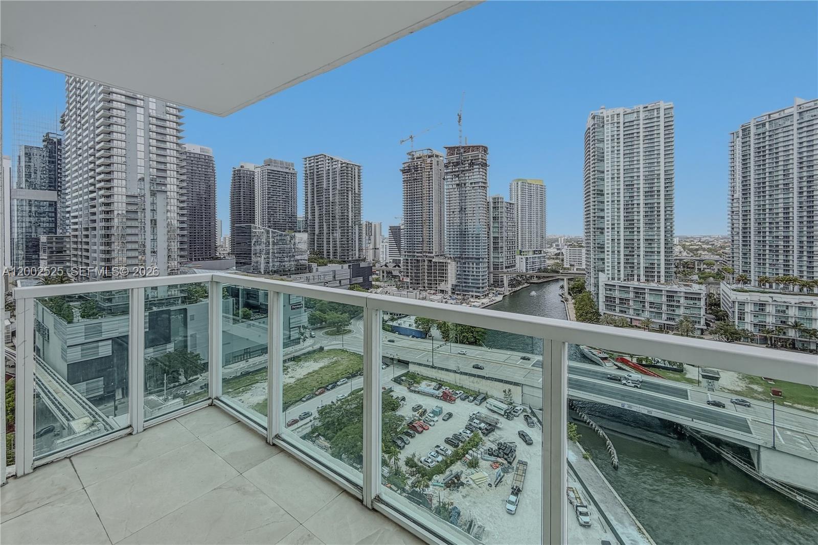 31 SE 5th St #2301, Miami FL 33131