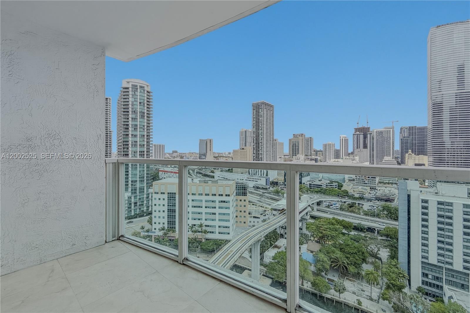 31 SE 5th St #2301, Miami FL 33131