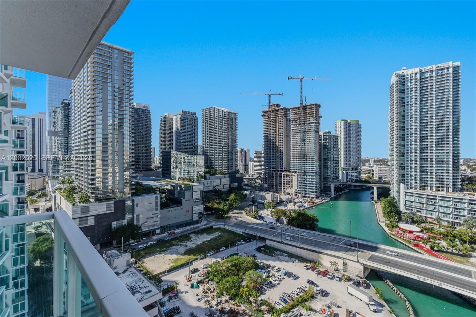 31 SE 5th St #2301, Miami FL 33131