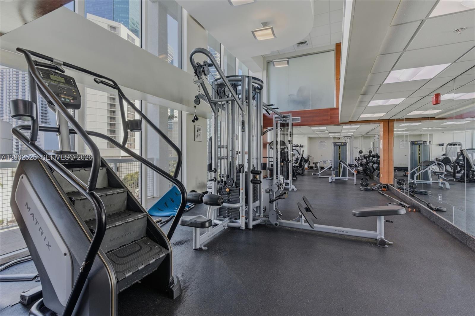 31 SE 5th St #2301, Miami FL 33131