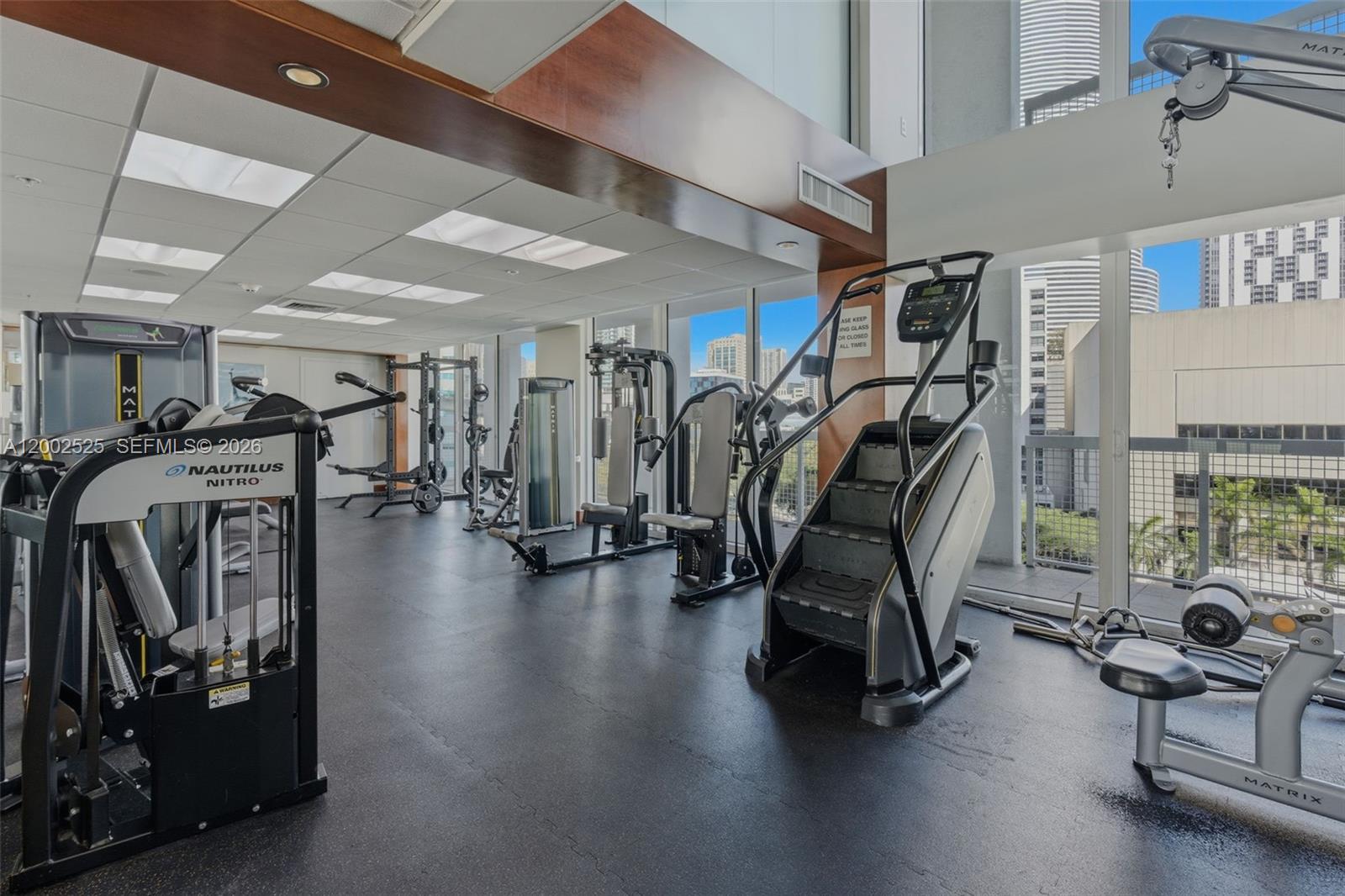 31 SE 5th St #2301, Miami FL 33131