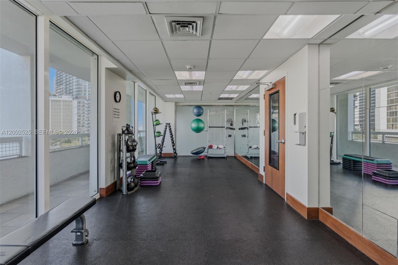 31 SE 5th St #2301, Miami FL 33131