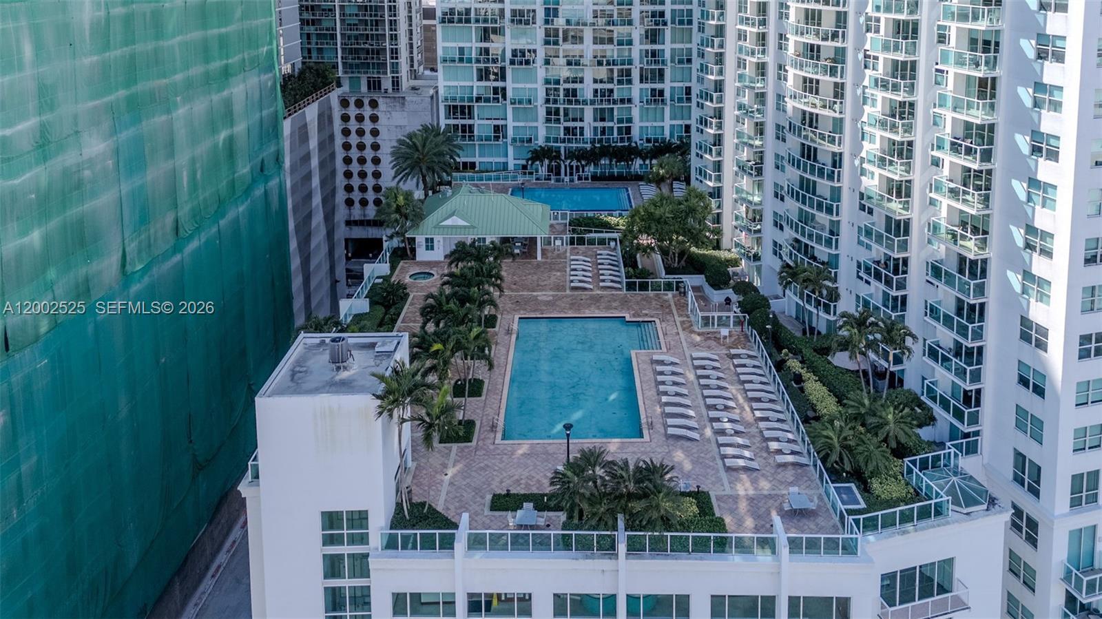 31 SE 5th St #2301, Miami FL 33131