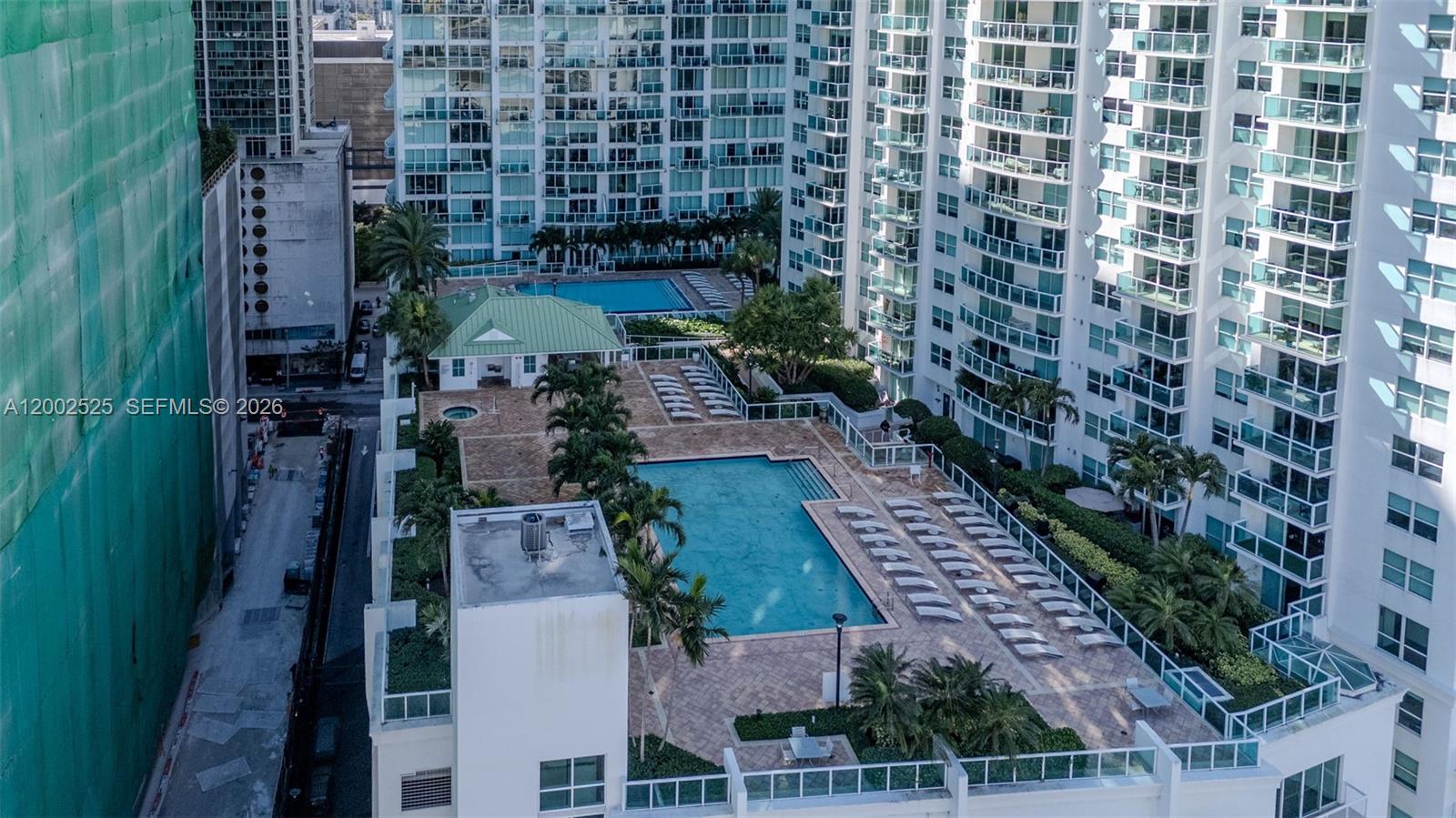 31 SE 5th St #2301, Miami FL 33131