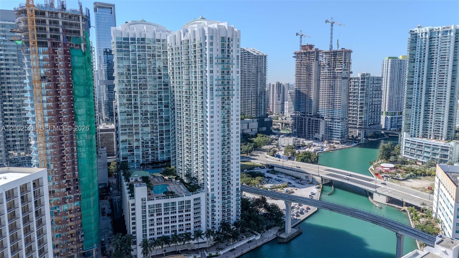 31 SE 5th St #2301, Miami FL 33131