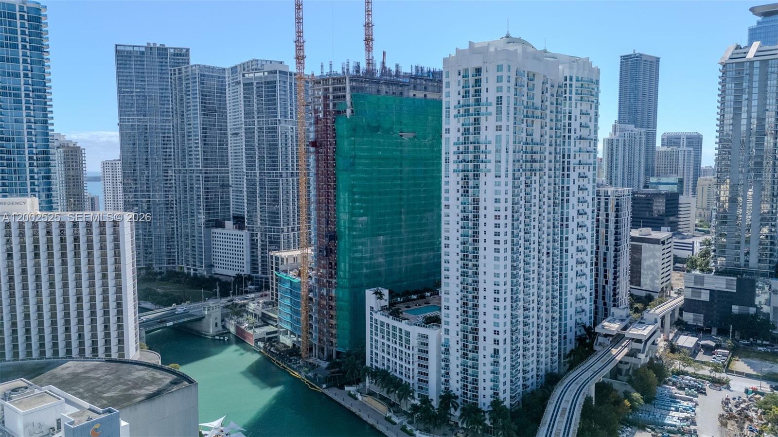 31 SE 5th St #2301, Miami FL 33131