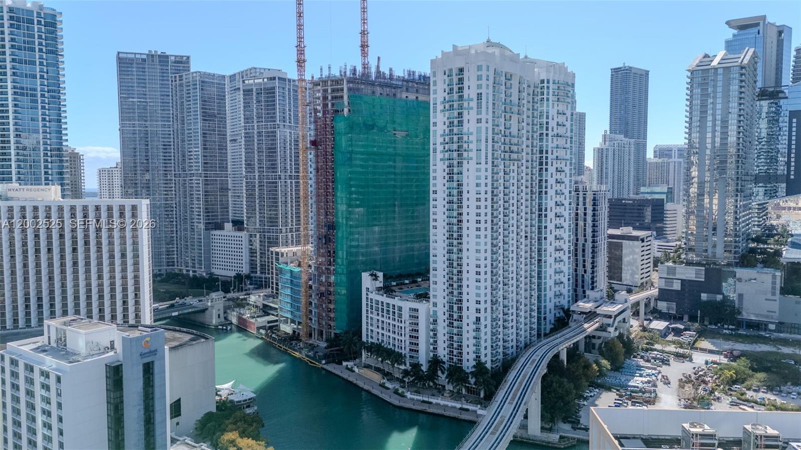 31 SE 5th St #2301, Miami FL 33131