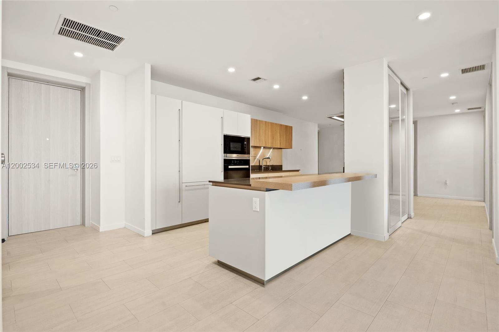 1000 Brickell Plz #PH5103, Miami FL 33131