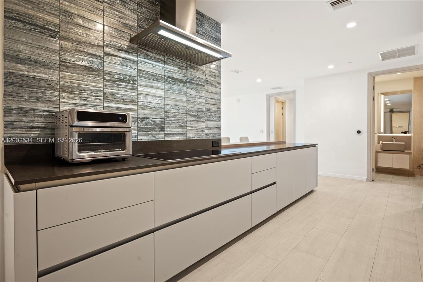 1000 Brickell Plz #PH5103, Miami FL 33131