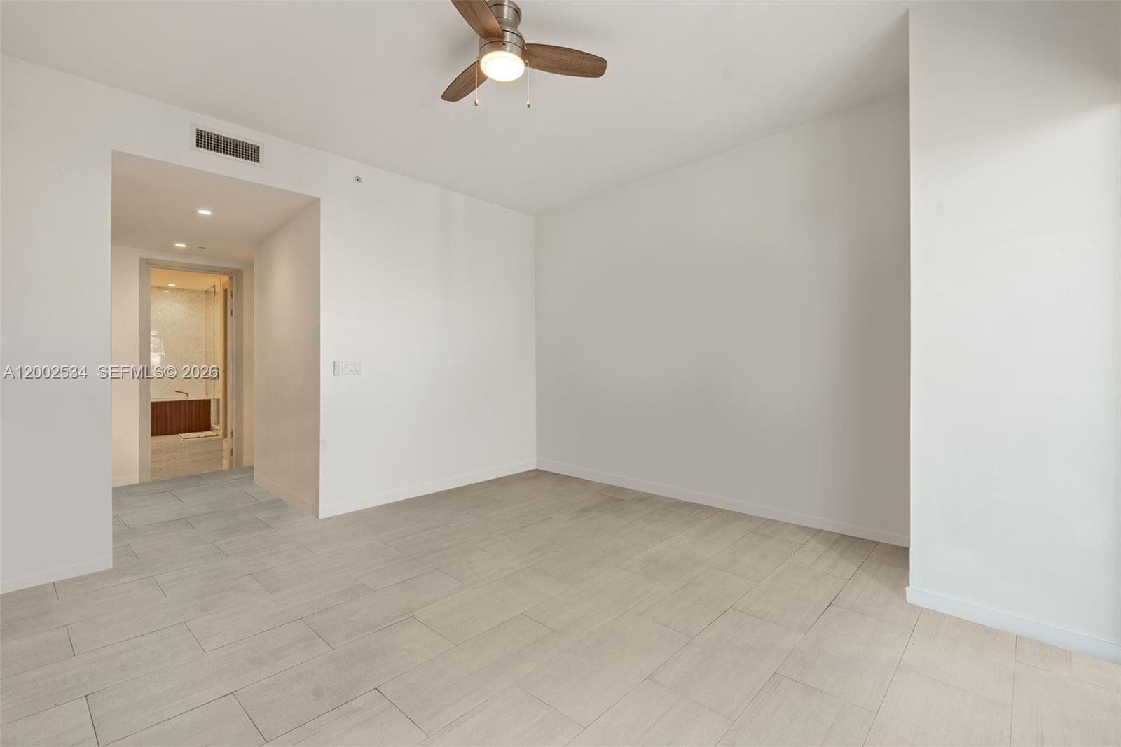 1000 Brickell Plz #PH5103, Miami FL 33131