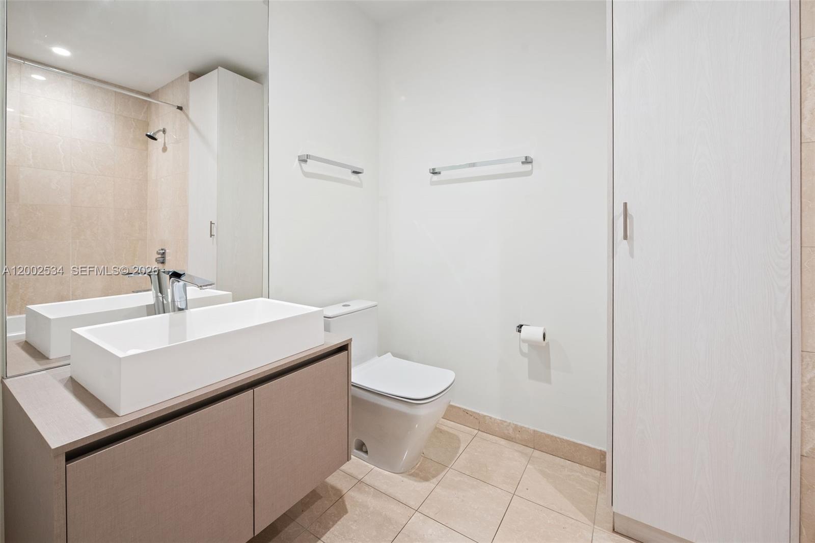 1000 Brickell Plz #PH5103, Miami FL 33131