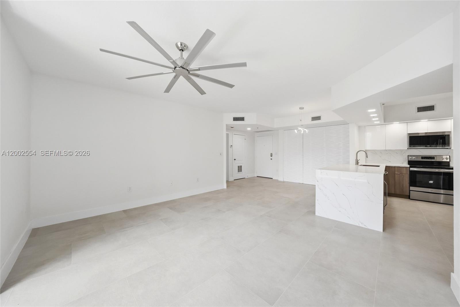 110 N Federal Hwy #1401, Fort Lauderdale FL 33301