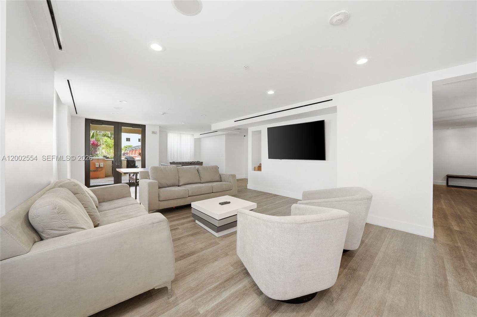 110 N Federal Hwy #1401, Fort Lauderdale FL 33301