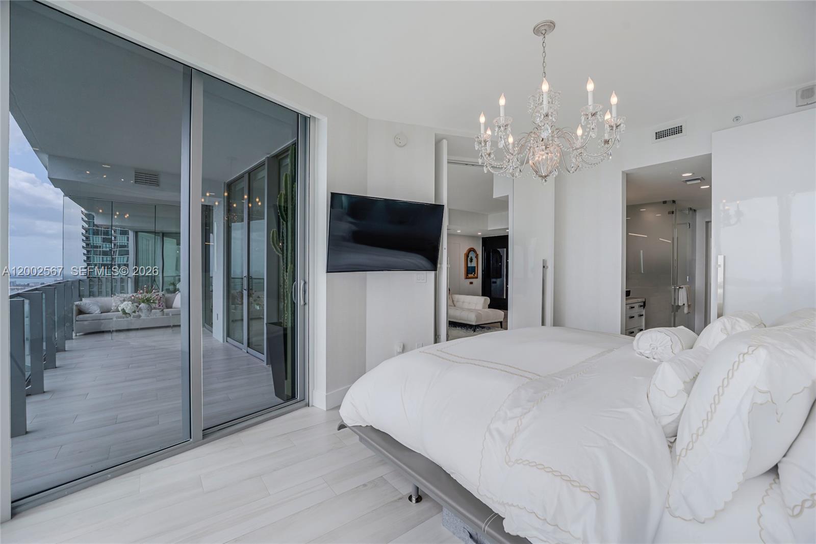 2900 NE 7th Ave #4003, Miami FL 33137
