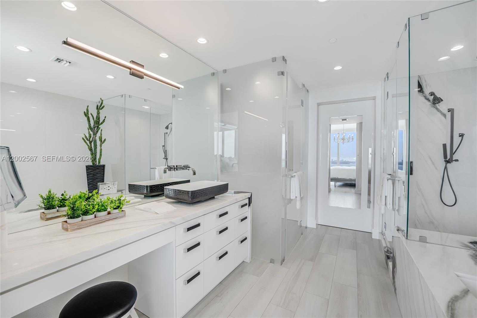 2900 NE 7th Ave #4003, Miami FL 33137