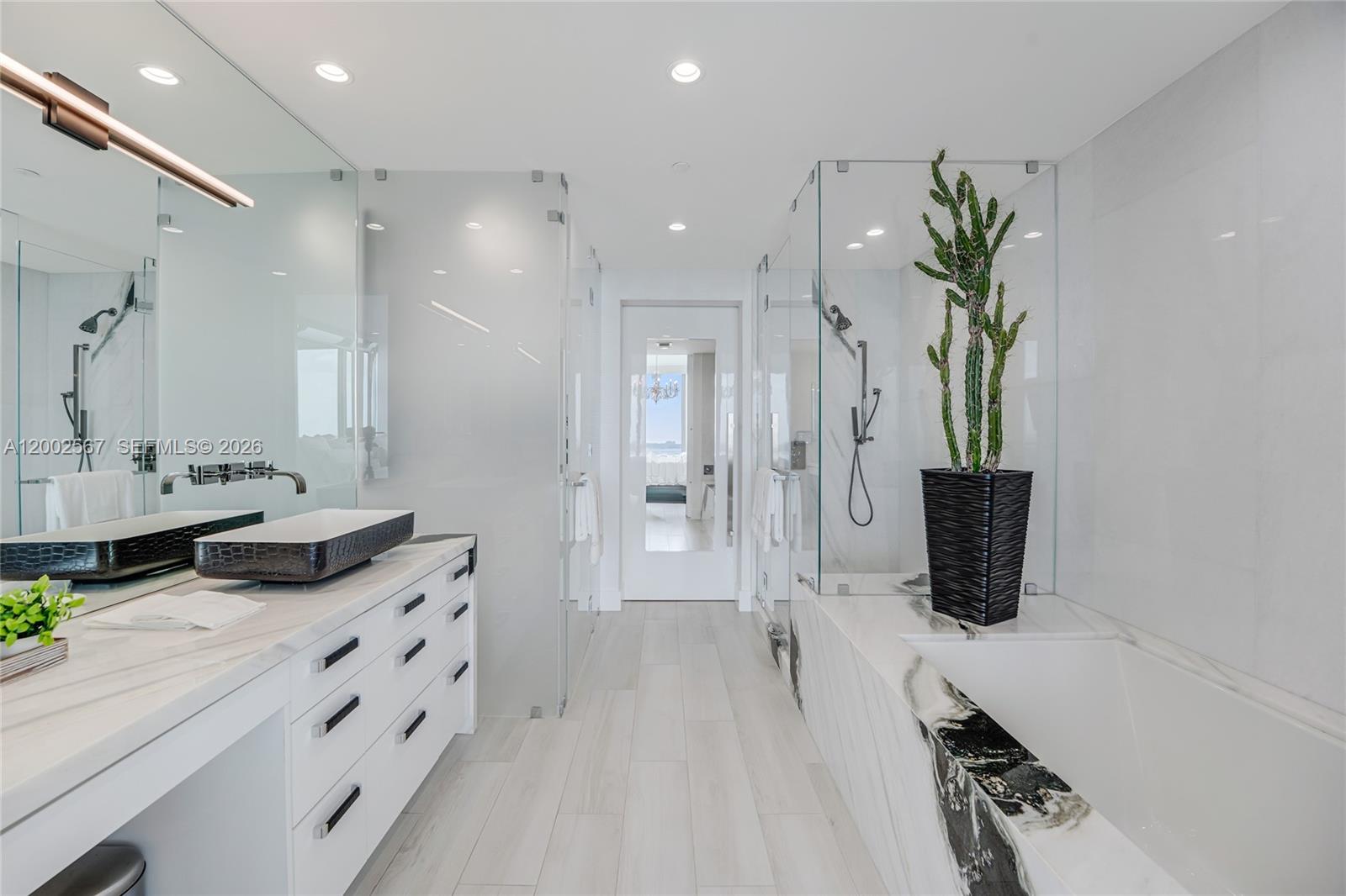 2900 NE 7th Ave #4003, Miami FL 33137