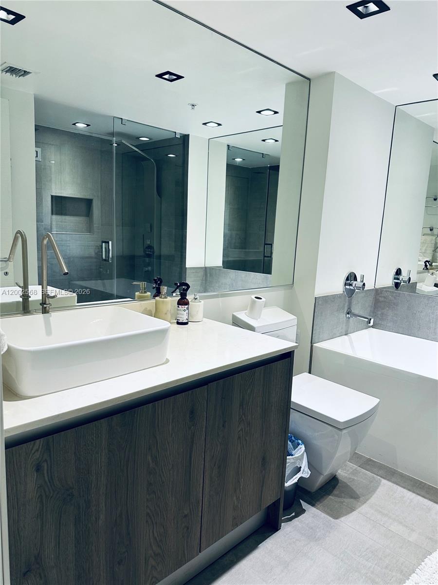 650 West Ave #2309, Miami Beach FL 33139