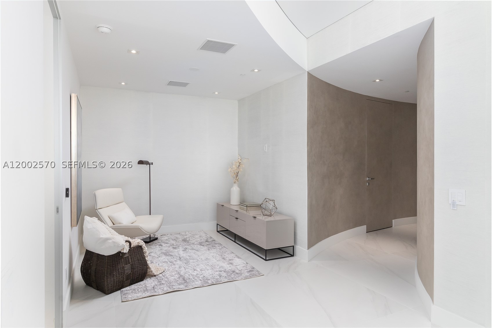 18975 Collins Ave #504, Sunny Isles Beach FL 33160
