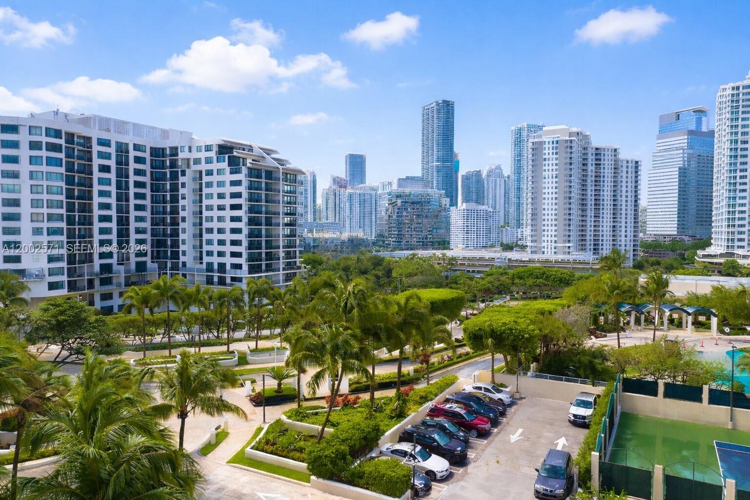 848 Brickell Key Dr #905, Miami FL 33131
