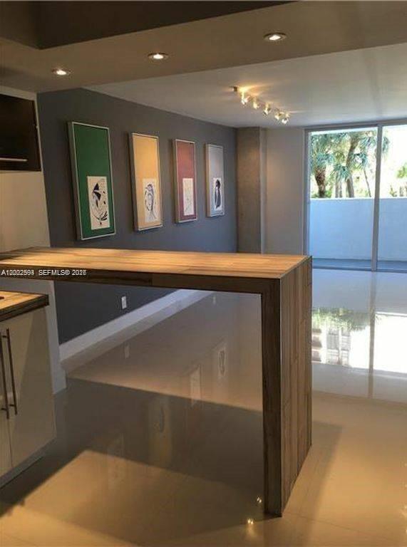 200 SE 15th Rd #3F, Miami FL 33129