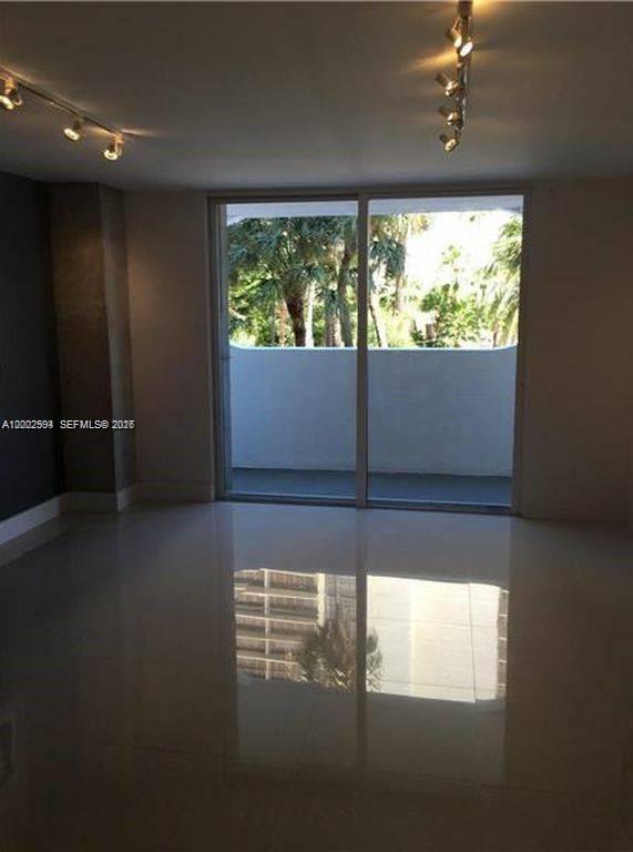 200 SE 15th Rd #3F, Miami FL 33129