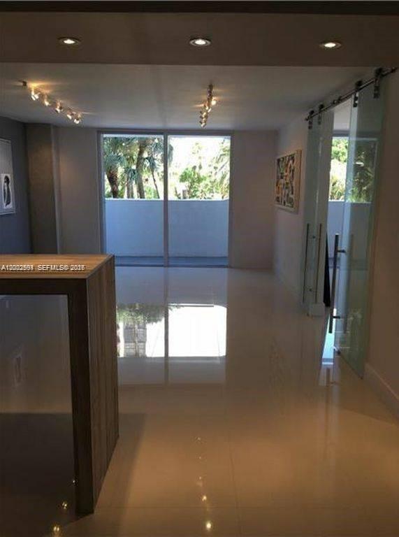 200 SE 15th Rd #3F, Miami FL 33129