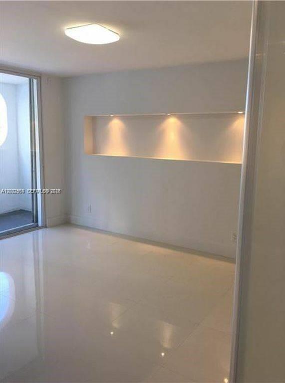 200 SE 15th Rd #3F, Miami FL 33129