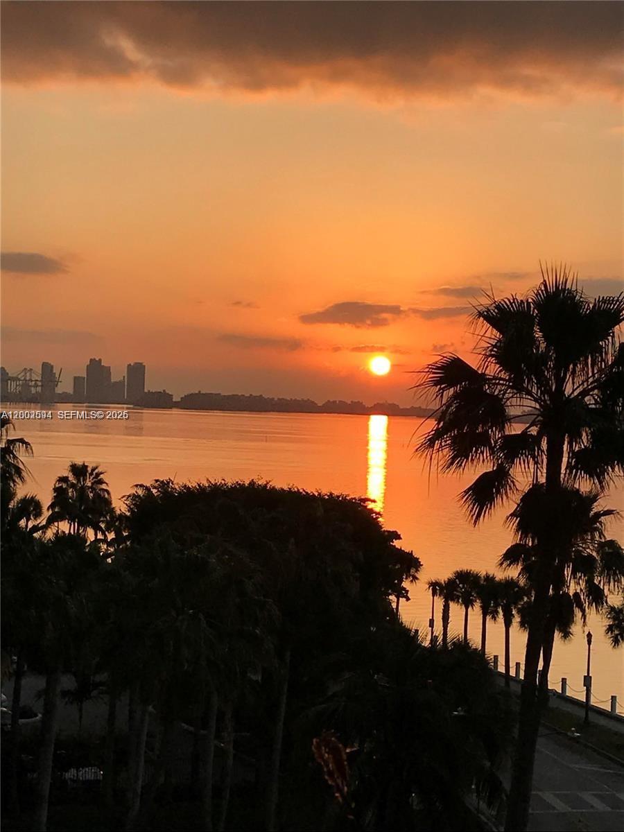 200 SE 15th Rd #3F, Miami FL 33129