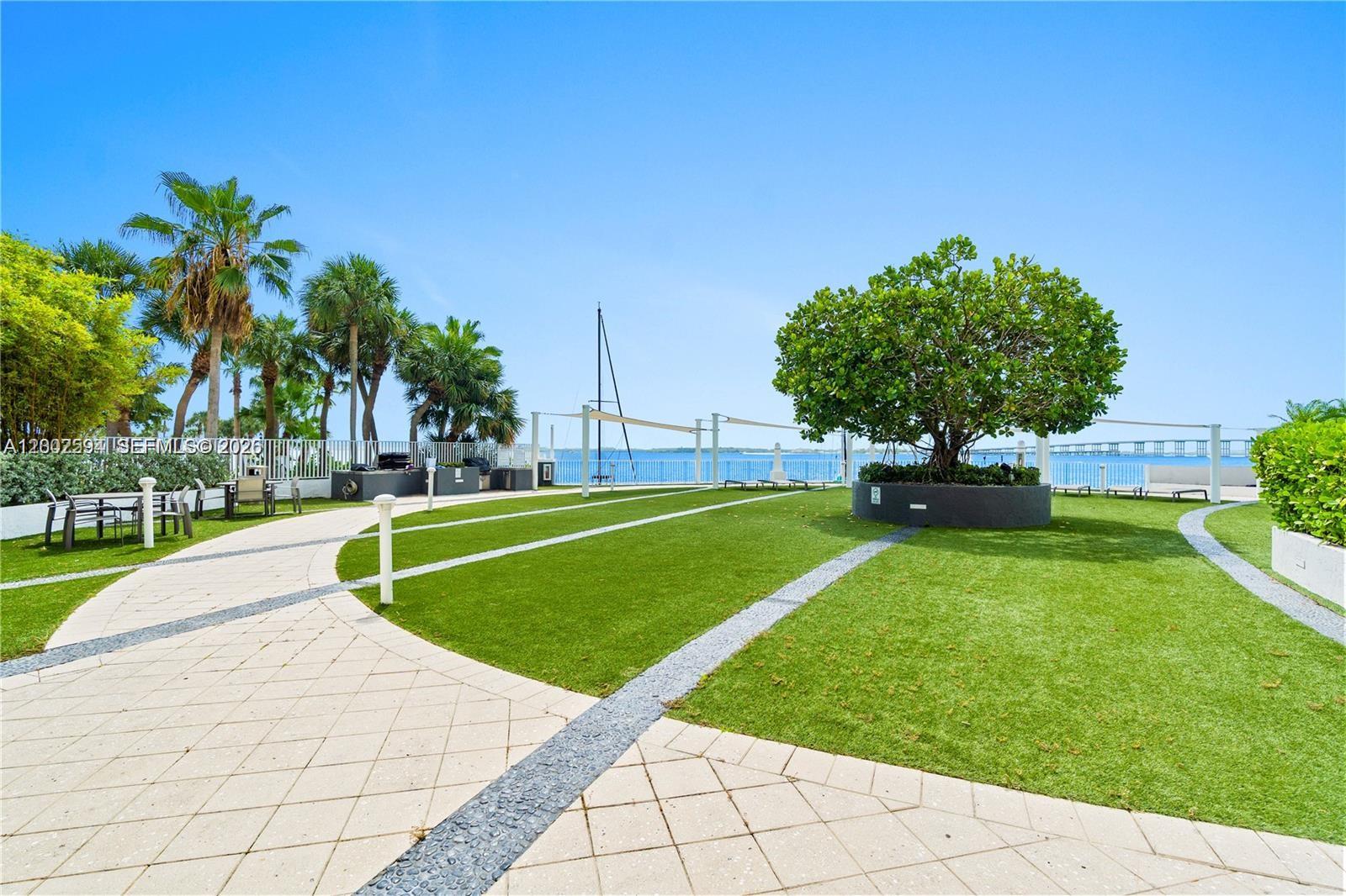200 SE 15th Rd #3F, Miami FL 33129