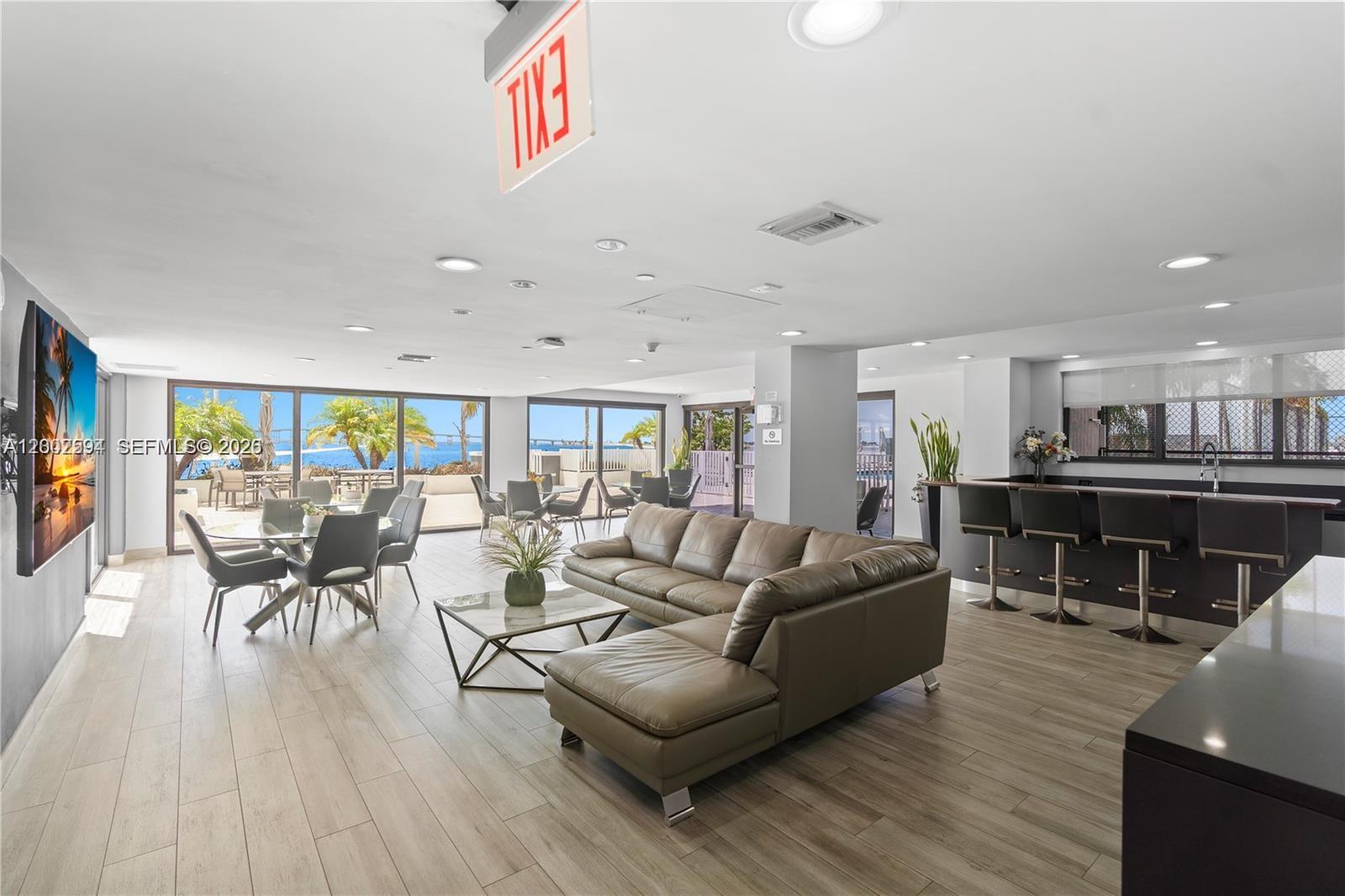 200 SE 15th Rd #3F, Miami FL 33129