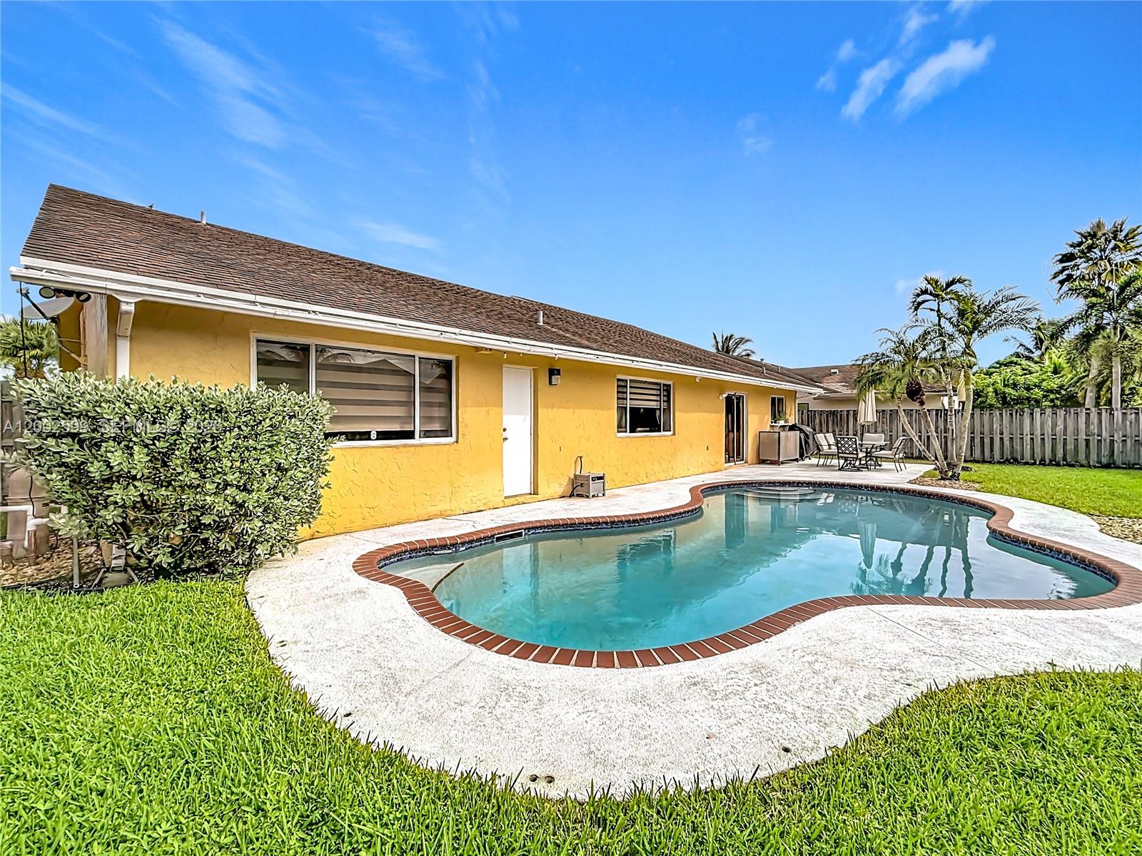8060 NW 51st Ct #8060, Lauderhill FL 33351