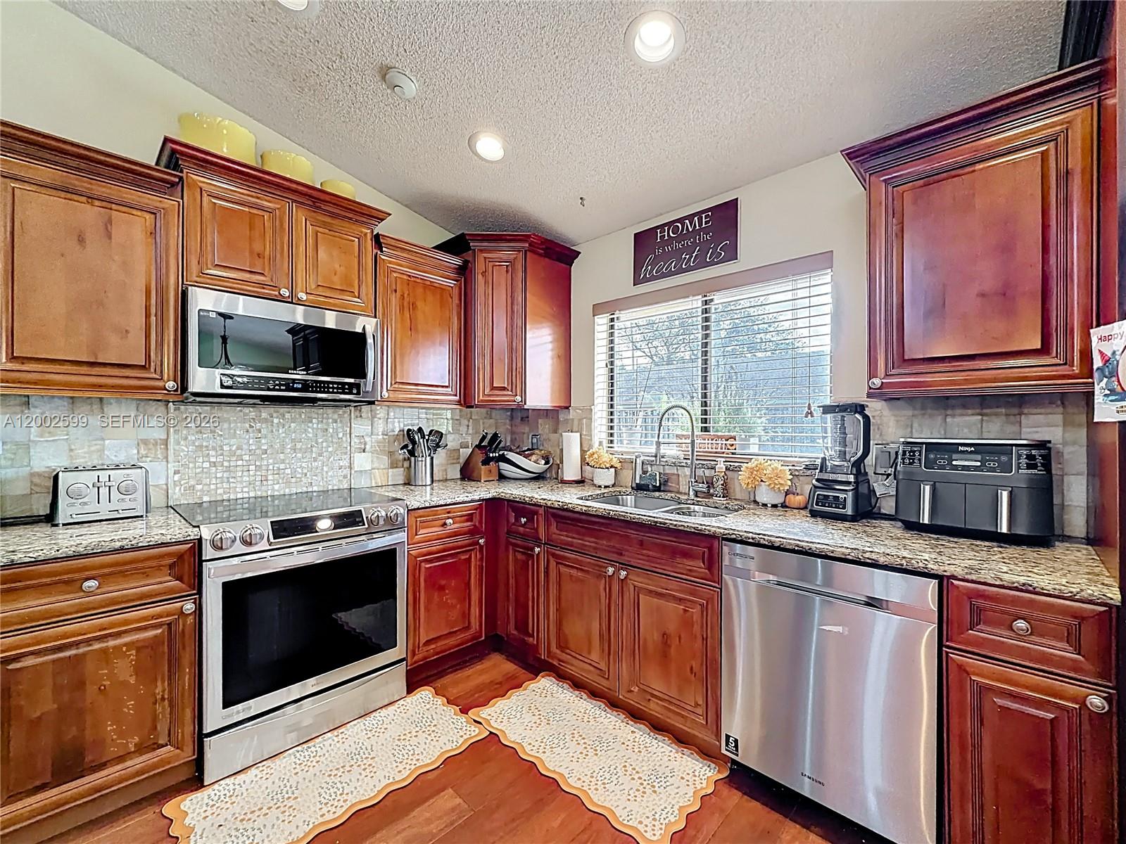 8060 NW 51st Ct #8060, Lauderhill FL 33351