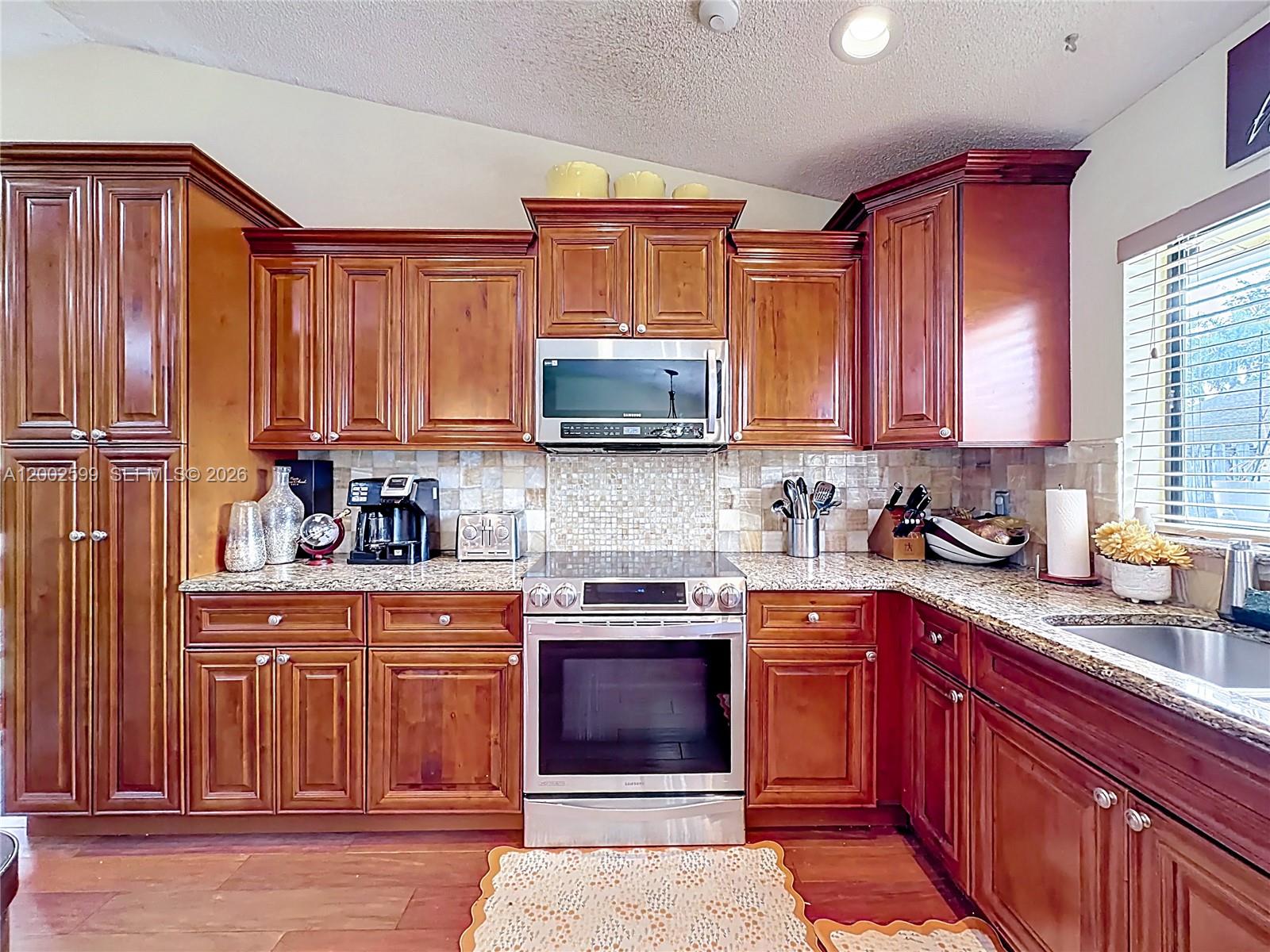 8060 NW 51st Ct #8060, Lauderhill FL 33351