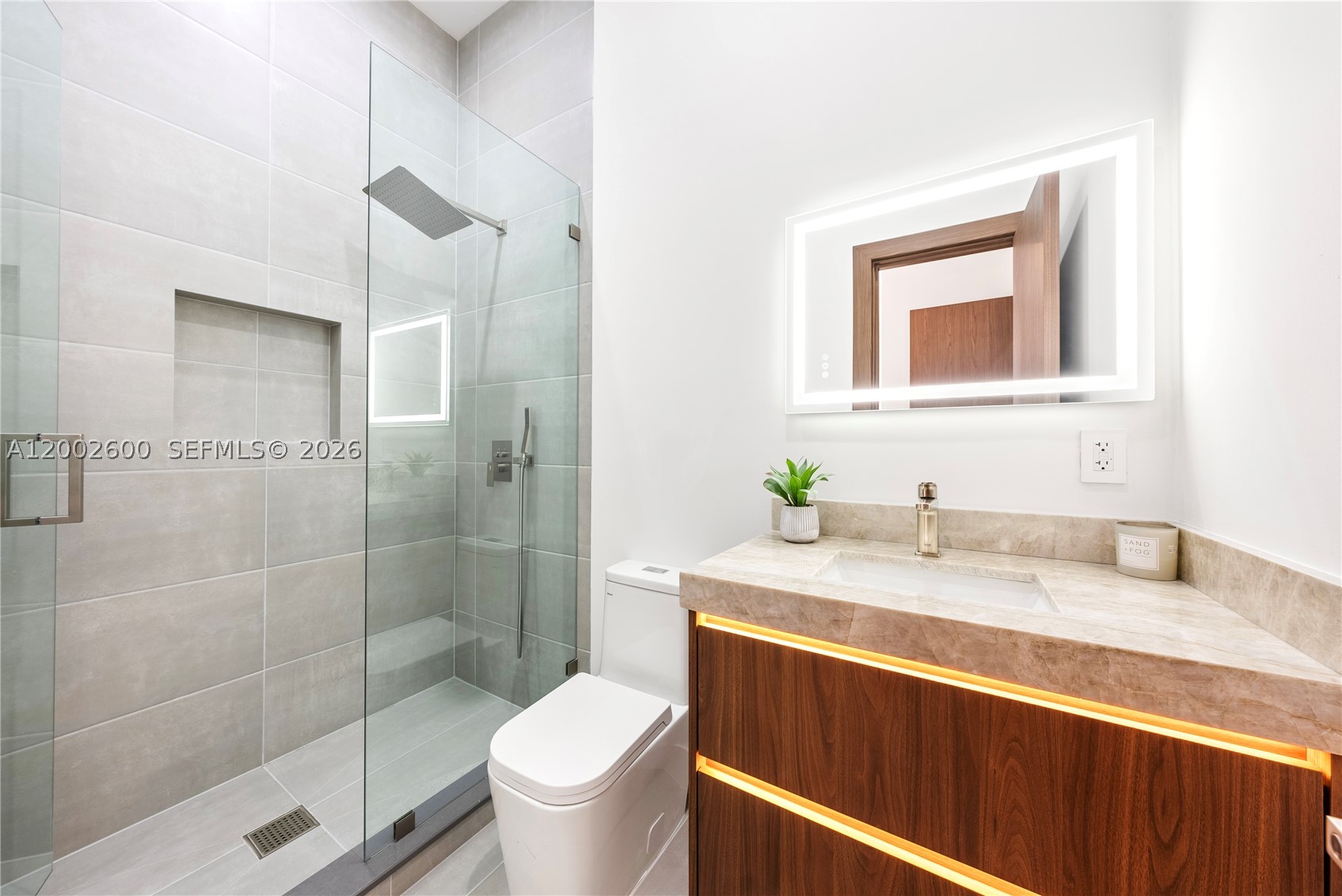 260 NW 47th St, Miami FL 33127