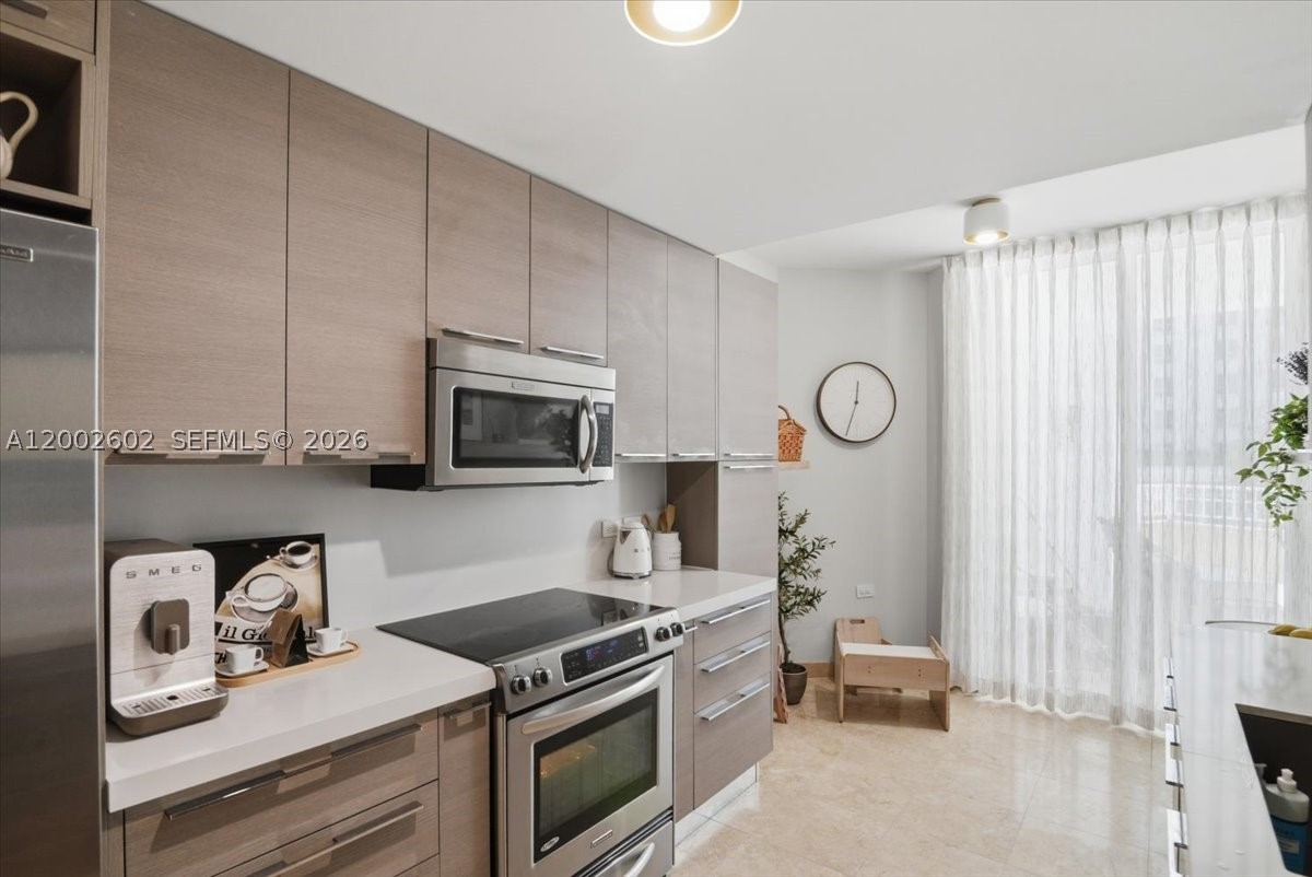 801 Brickell Key Blvd #409, Miami FL 33131