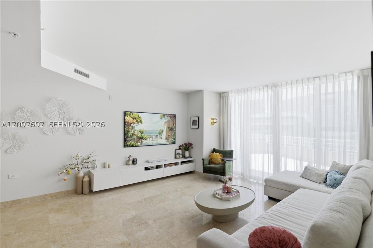 801 Brickell Key Blvd #409, Miami FL 33131