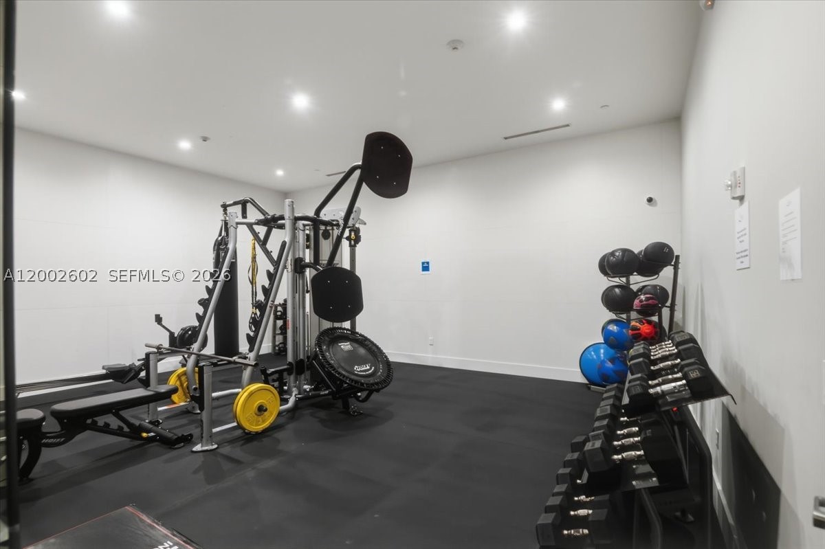 801 Brickell Key Blvd #409, Miami FL 33131