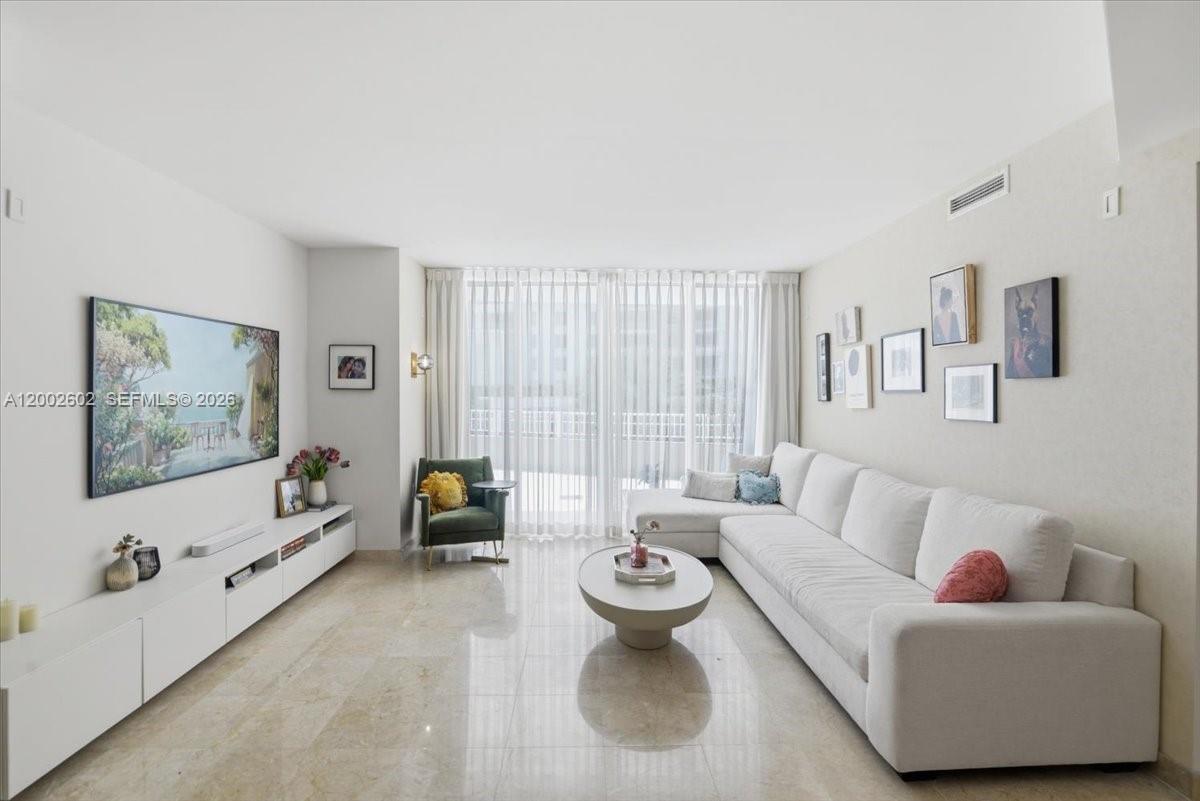 801 Brickell Key Blvd #409, Miami FL 33131