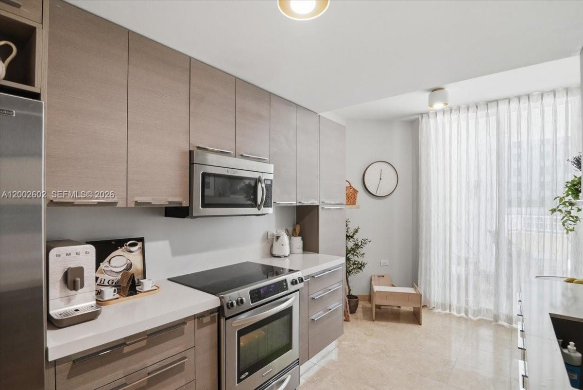 801 Brickell Key Blvd #409, Miami FL 33131