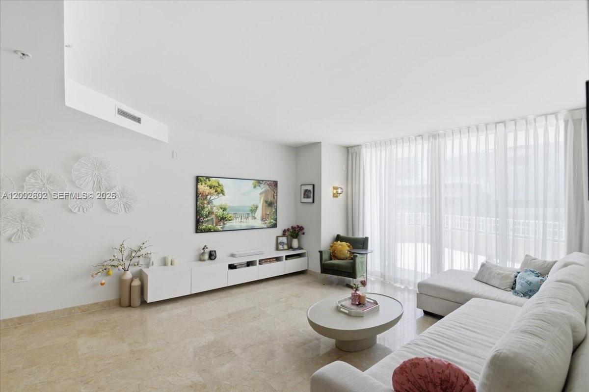 801 Brickell Key Blvd #409, Miami FL 33131