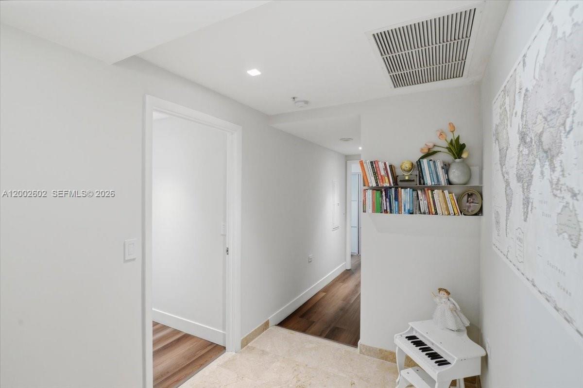 801 Brickell Key Blvd #409, Miami FL 33131
