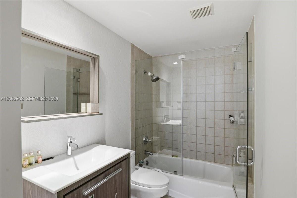 801 Brickell Key Blvd #409, Miami FL 33131