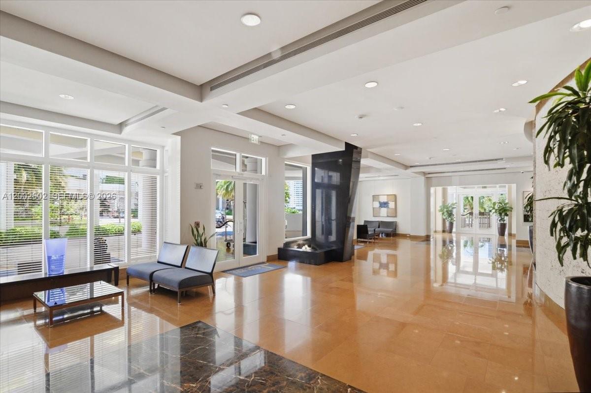 801 Brickell Key Blvd #409, Miami FL 33131