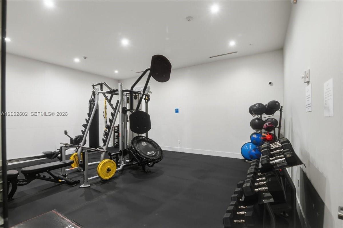 801 Brickell Key Blvd #409, Miami FL 33131