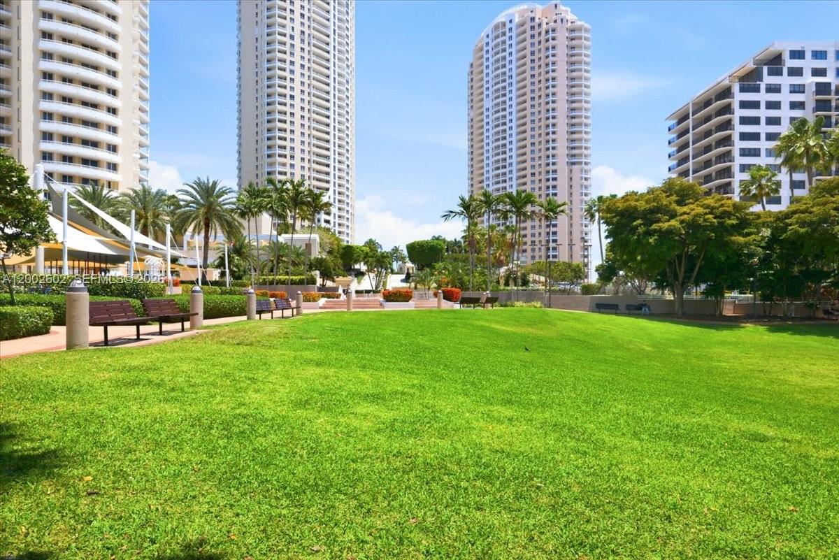801 Brickell Key Blvd #409, Miami FL 33131