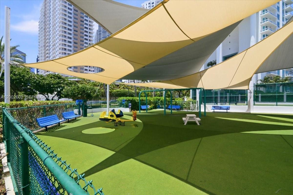 801 Brickell Key Blvd #409, Miami FL 33131