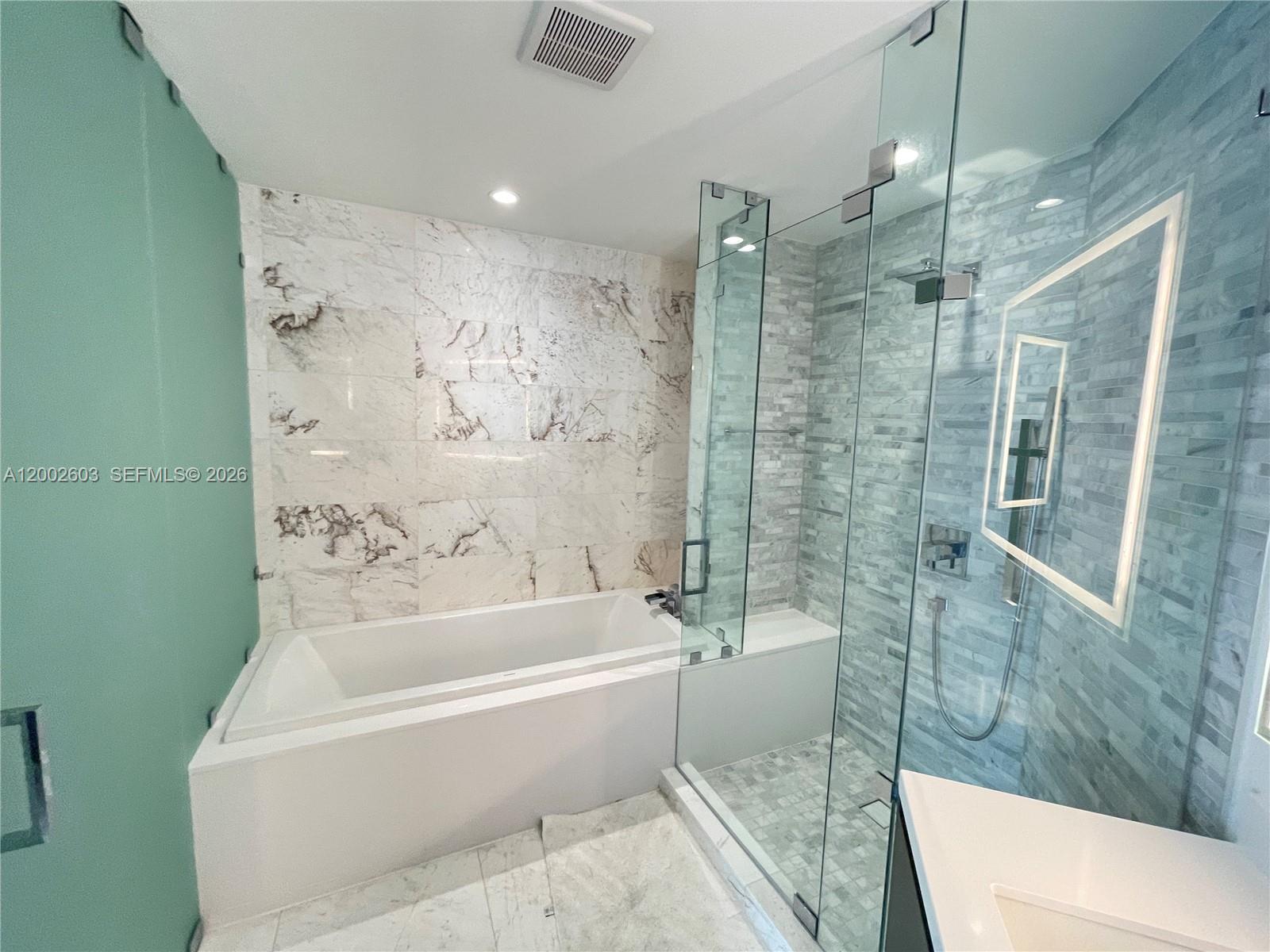 851 NE 1st Ave #3103, Miami FL 33132