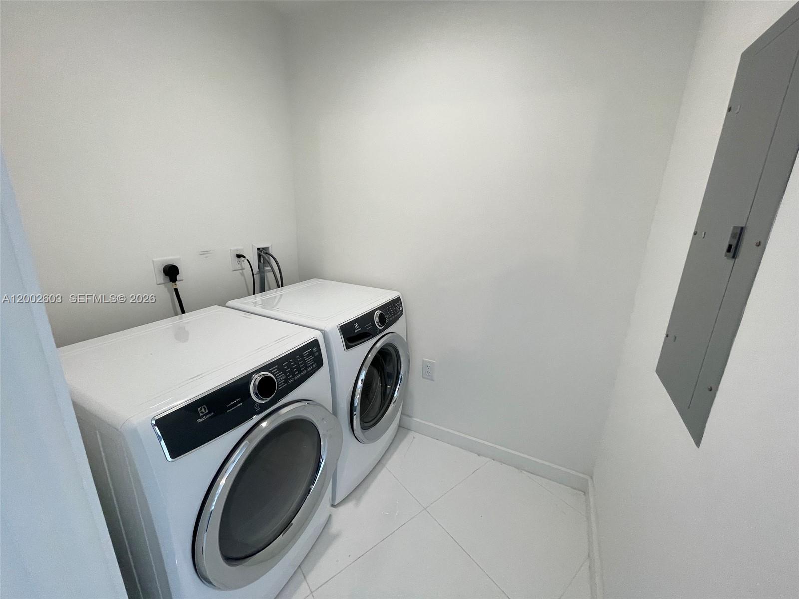851 NE 1st Ave #3103, Miami FL 33132
