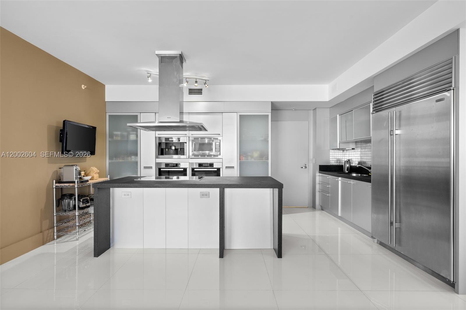 18201 Collins Ave #709, Sunny Isles Beach FL 33160