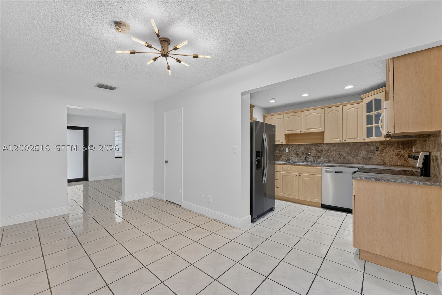 5555 Ludlam Rd #23, South Miami FL 33155